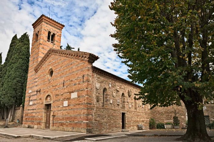 Visita alla Chiesa di Polenta e a Villa Silvia (museo di strumenti musicali)