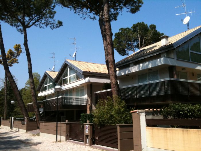 Edifici Plurifamiliari11 traversa