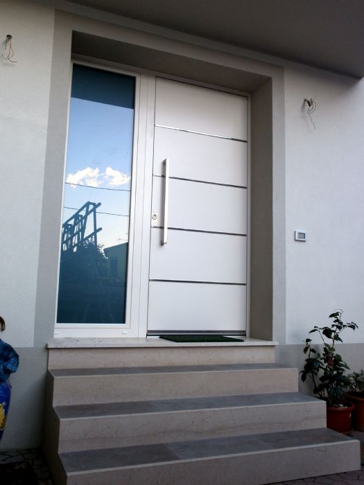 Porte Blindate Bianche Con Vetro.Porte Blindate In Alluminio A Forli Cesena