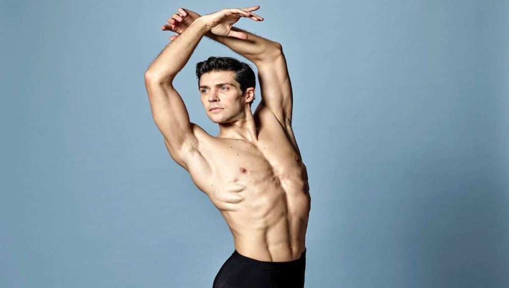 Roberto-Bolle.jpg